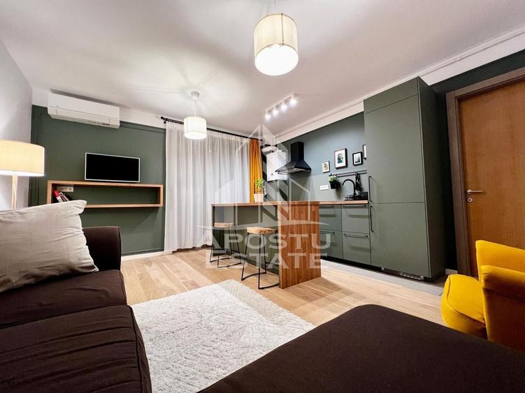 Apartament cu 2 camere semidecomandat, mobilat în Circumvalațiunii