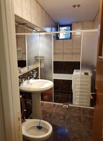 Spațiu comercial, de 100 mp, în Titan