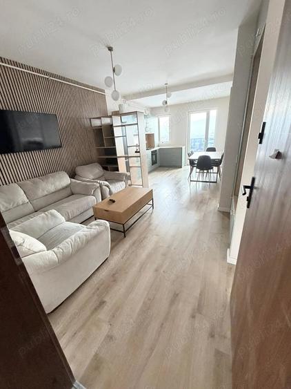 Apartament cu 2 camere decomandat în Central