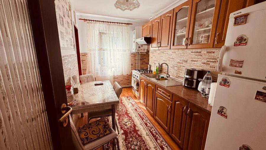 🏡 Apartament 3 camere decomandat | Zona Astra | Etaj 1 | 2 băi | Be - 4