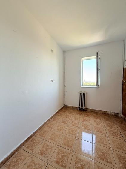 Apartament cu 2 camere decomandat în Vest