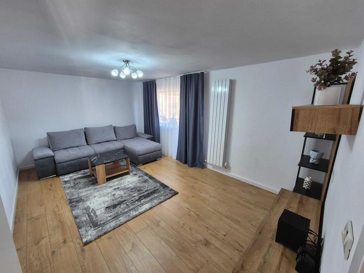 Apartament cu 2 camere decomandat în Petros