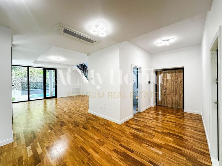 Casă individuală cu 5 camere cu Piscina în Pipera