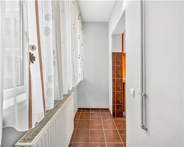 Tractorul, Apartament 2camere, 2 balcoane, 2 boxe - 3