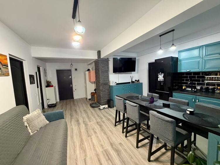 Apartament cu 3 camere semidecomandat, mobilat în Mănăștur