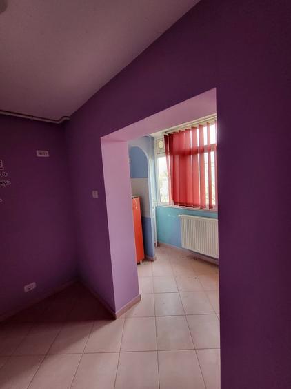 Garsonieră decomandată în Central
