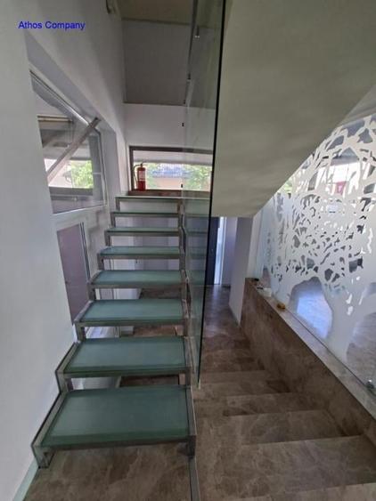 Casă cu 5 camere cu Teren 200 Mp în 1 Mai