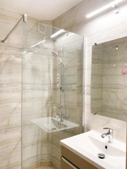 Apartament cu 4 camere decomandat, mobilat în Armeneasca