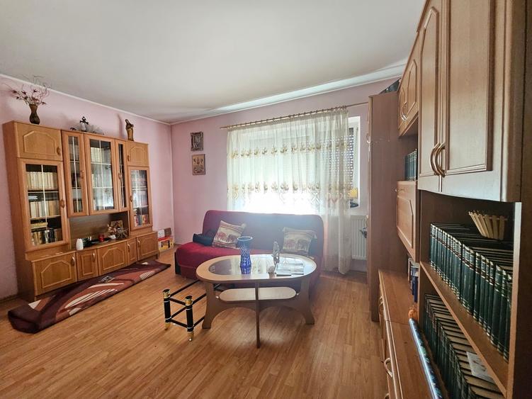 Casă individuală cu 4 camere cu Teren 1676 Mp în Exterior Nord