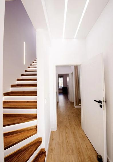 Duplex cu 5 camere cu Canalizare în Dumbrăvița