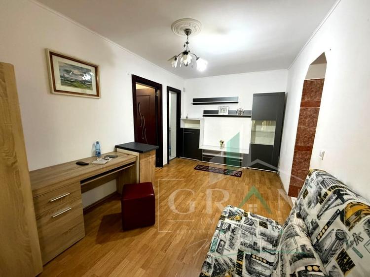 Apartament cu 2 camere semidecomandat, mobilat în Mănăștur