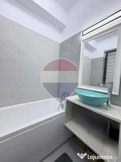 Casă cu 4 camere cu Teren 227 Mp în Ulmi