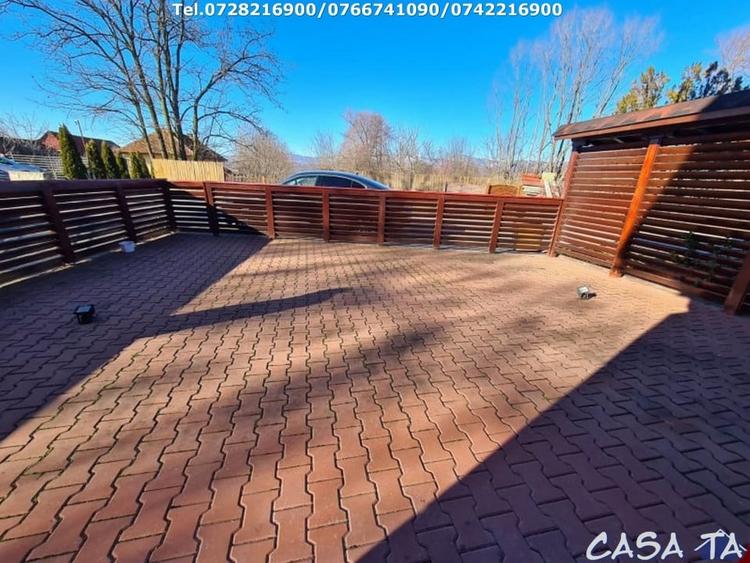 Casă individuală cu 5 camere cu Canalizare în Nord