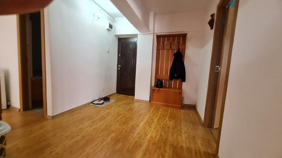Apartament cu 2 camere decomandat, mobilat în Câmpineanca