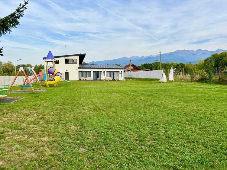Casă cu 4 camere în Porumbacu de Sus