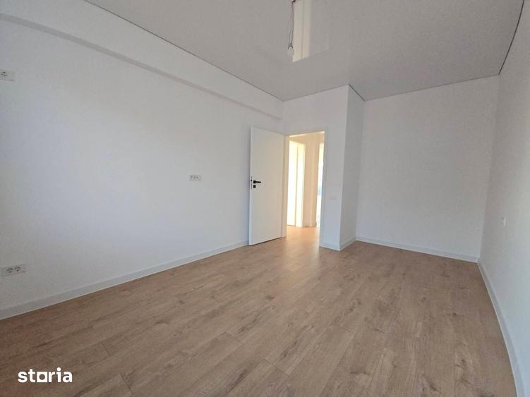 Apartament cu 3 camere decomandat în Dobroești