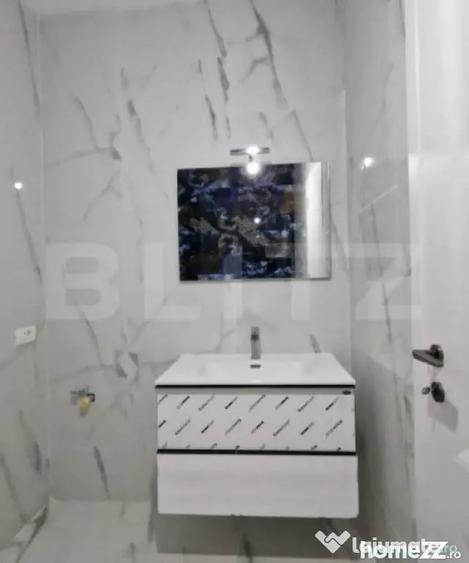 Apartament cu 3 camere semidecomandat în Dumbrăvița