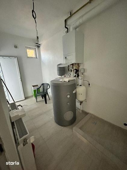 Spațiu comercial, de 310 mp, în Florești