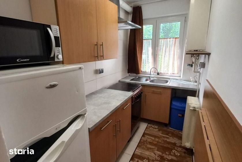 Apartament cu 2 camere decomandat în Republicii