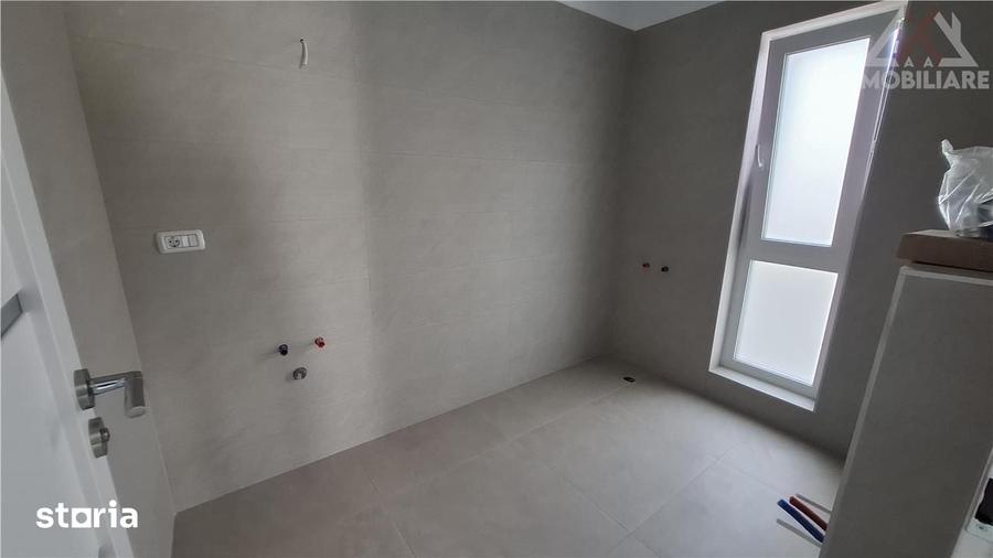 Casă cu 4 camere cu Teren 400 Mp în Rediu