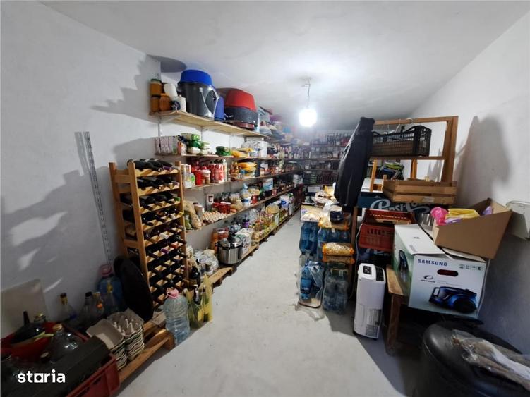 Casă cu 4 camere cu Teren 1980 Mp în Oncea