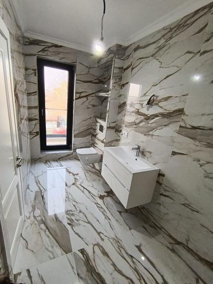 Apartament cu 3 camere decomandat în Aviației