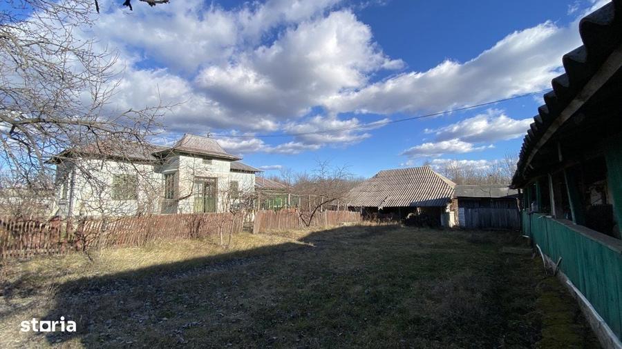 Casă cu 3 camere în Fata