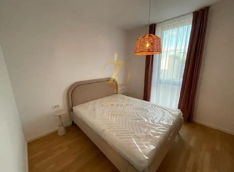 Apartament cu 3 camere semidecomandat, mobilat în Take Ionescu