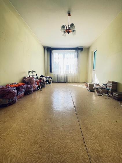 Apartament cu 3 camere decomandat în Militari