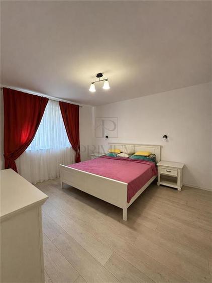 Casă individuală cu 4 camere cu Canalizare în Sânmihaiu Român