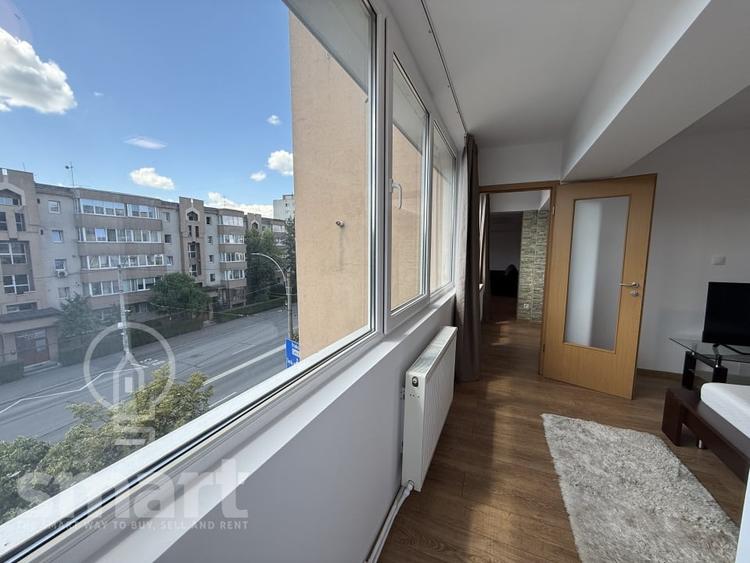 Apartament cu 2 camere semidecomandat, mobilat în Gheorgheni