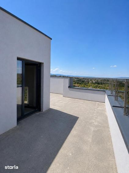 Casă cu 6 camere cu Teren 450 Mp în Apahida
