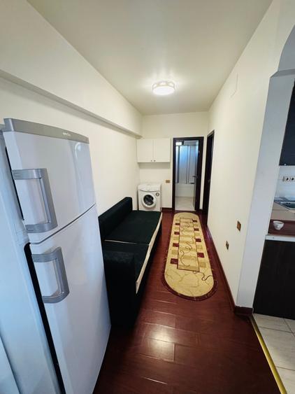 Apartament cu 3 camere decomandat în Pipera