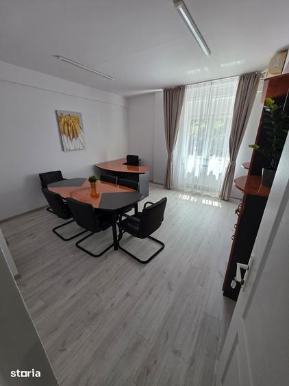 Inchiriez Birou Mobilat 20mp - Piata Romana / Ultracentral - Parter - 3
