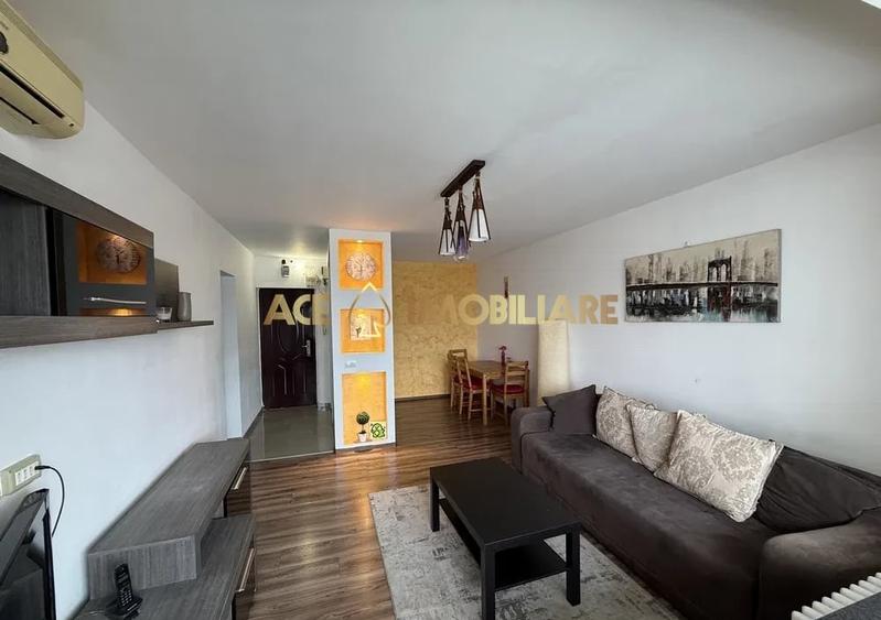 Apartament cu 2 camere decomandat, mobilat în Sala Palatului