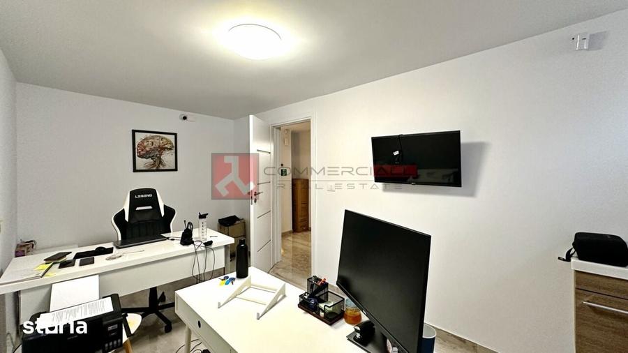 Spațiu comercial, de 241 mp, în Noua