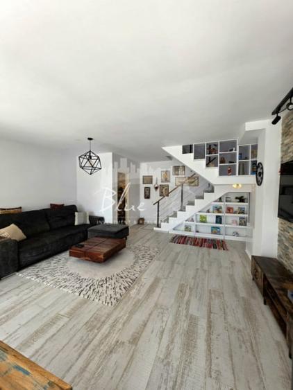 Apartament exclusivist in vila | Vedere frontala la lac, - 7