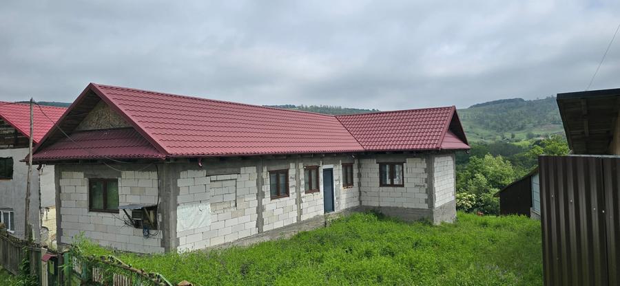 Casă individuală cu 3 camere cu Teren 1000 Mp în Irești