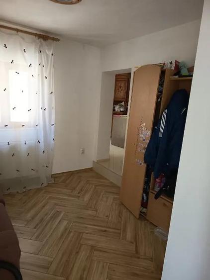 Casă cu 5 camere în Central