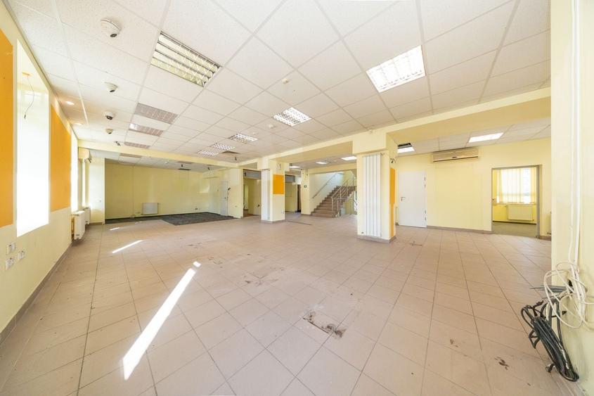Spațiu comercial, de 612 mp, în 13 Decembrie