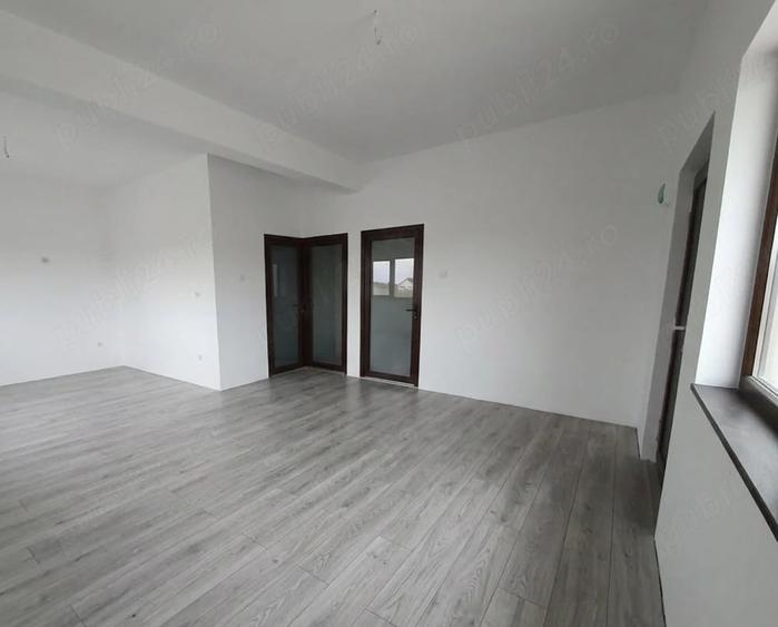 Casă cu 3 camere cu Teren 920 Mp în Exterior Vest