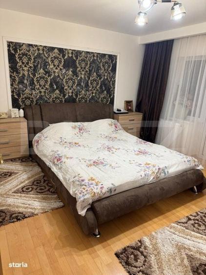 Apartament cu 3 camere semidecomandat în Obcini
