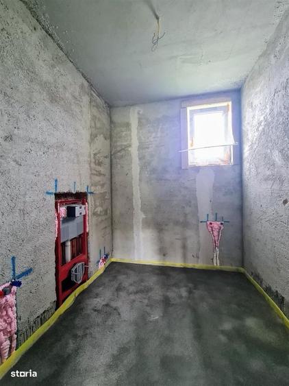 Casă cu 3 camere cu Teren 500 Mp în Alparea
