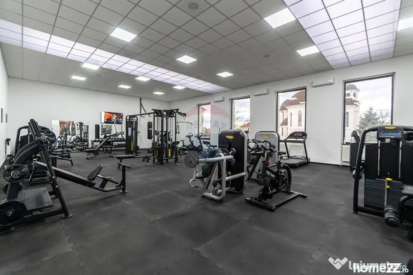 Spațiu comercial, de 420 mp, în Colonia Bod