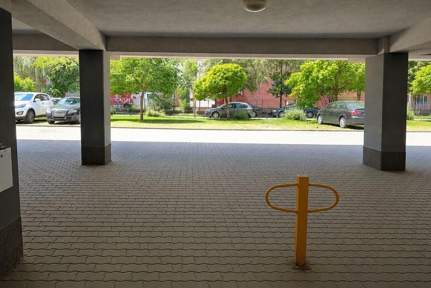Apartament 2 camere de inchiriat Ared UTA etaj 5, parcare privata - 1