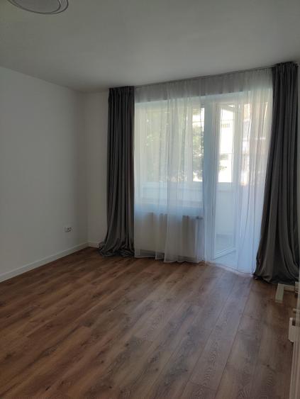 Apartament cu 2 camere decomandat în 15 Noiembrie