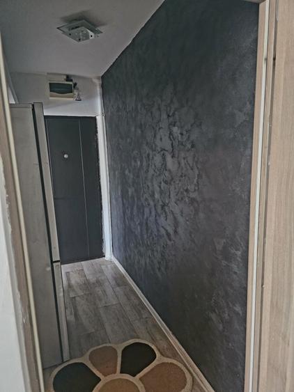 Apartament cu 2 camere semidecomandat în Micro 5