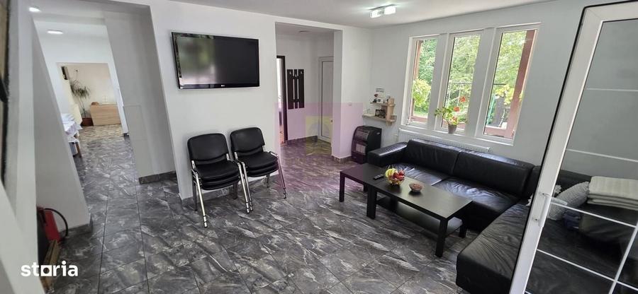 Casă cu 4 camere în Trăisteni