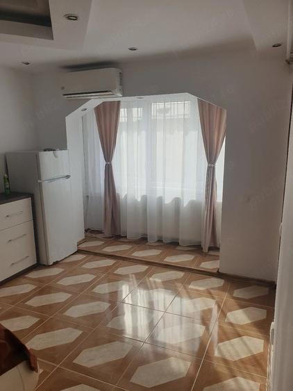 Garsonieră decomandată în Bozânta Mare