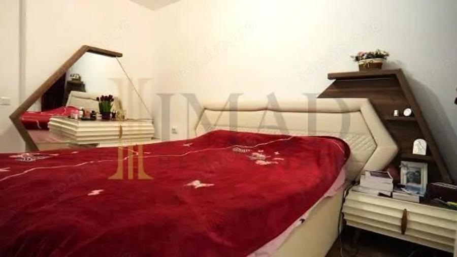 Apartament cu 3 camere în Periferie